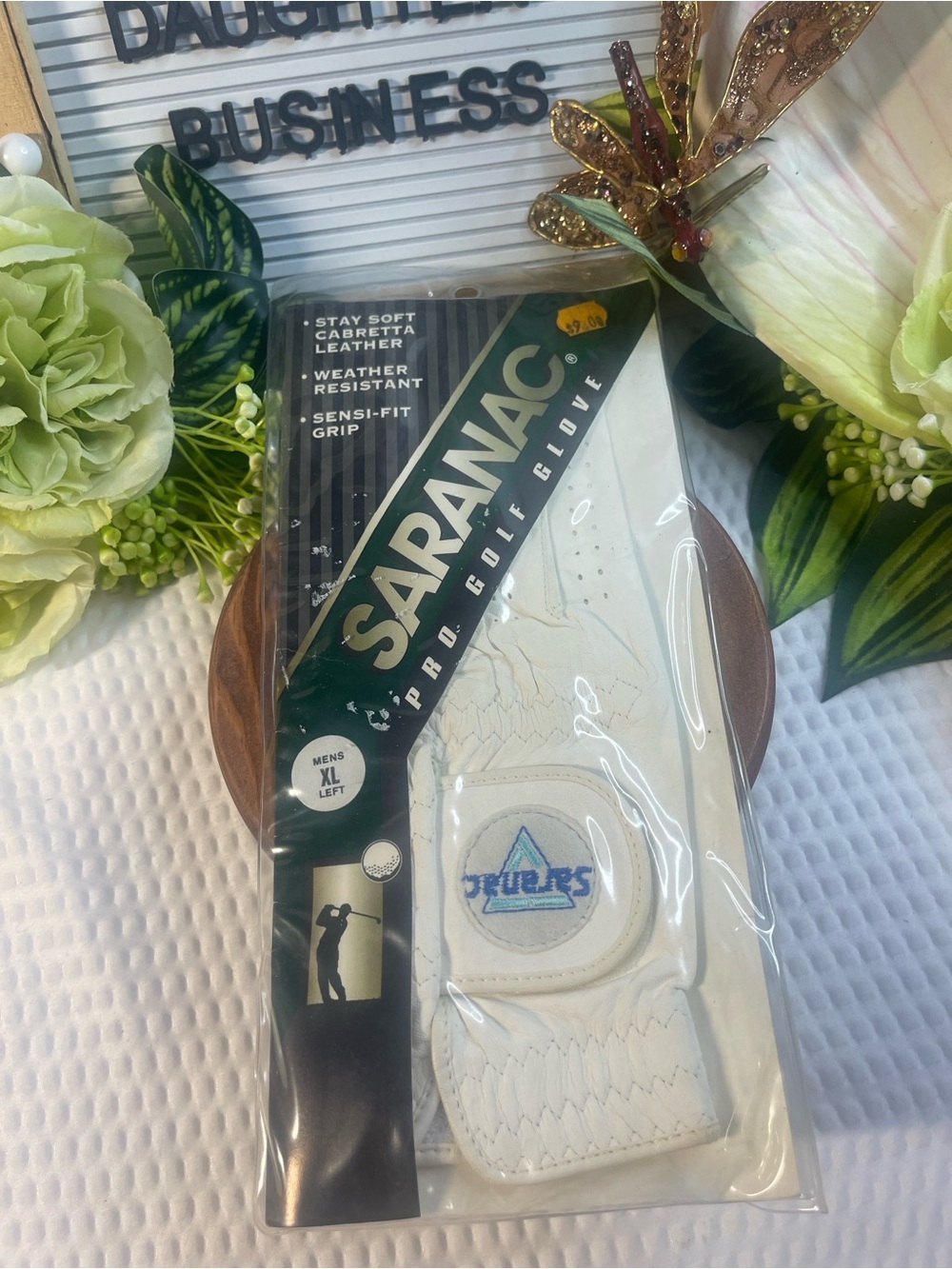 Saranac Pro-Form Golf Glove in White